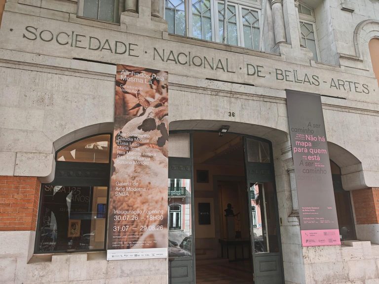 Instagram post from loule_criativo. This post is in position 6.